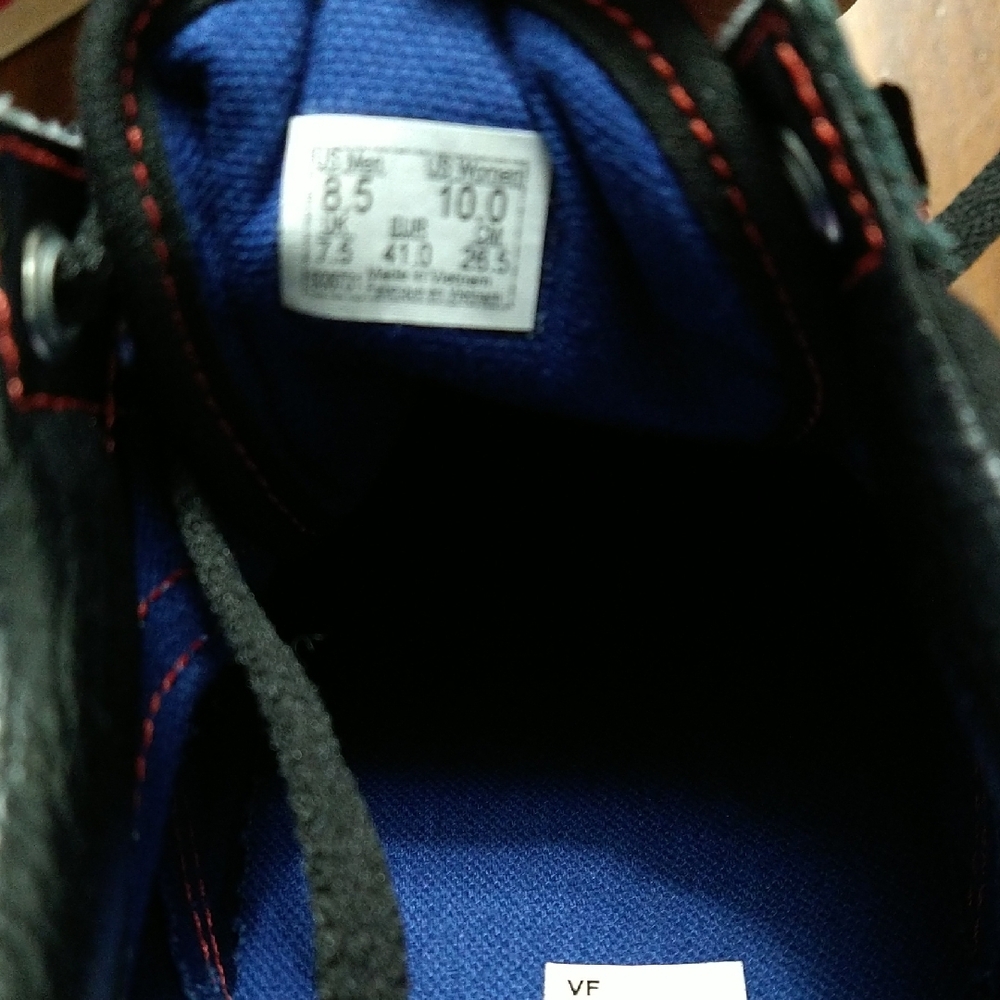 Vans Low-Top Sneakers in Black with Red and Purple Accents - Picture 11 of 12